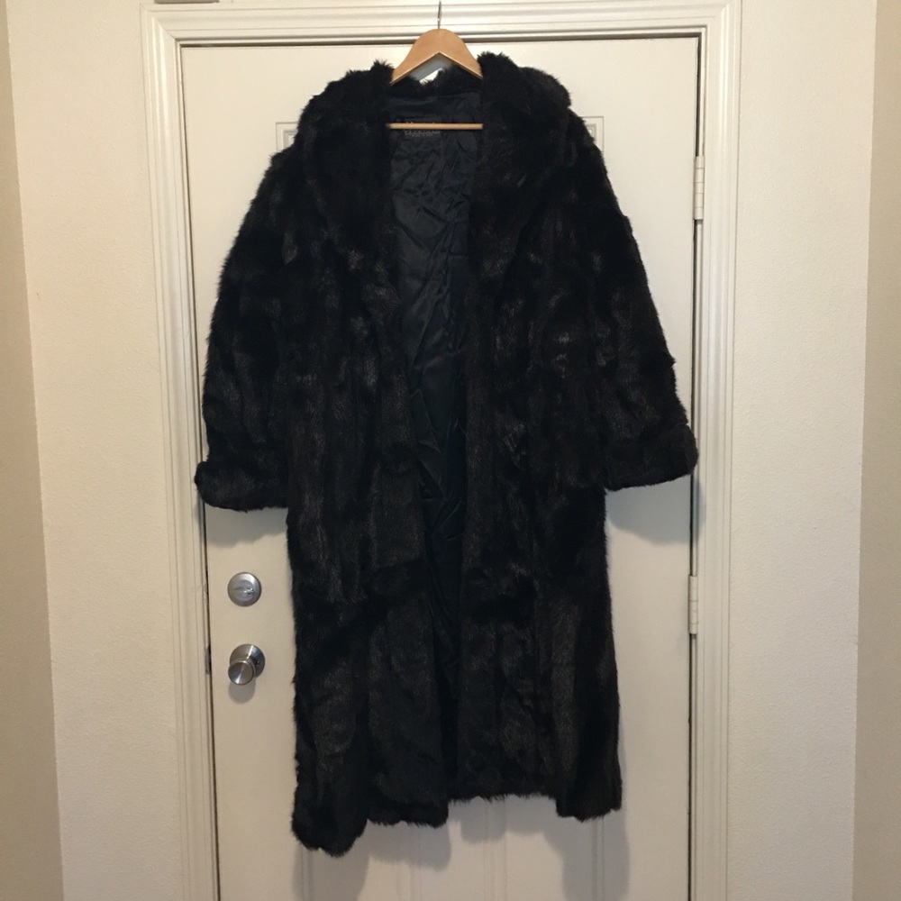 Monterey Fashions faux fur coat
